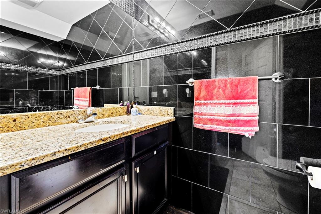 CATALINA ISLES - Residential