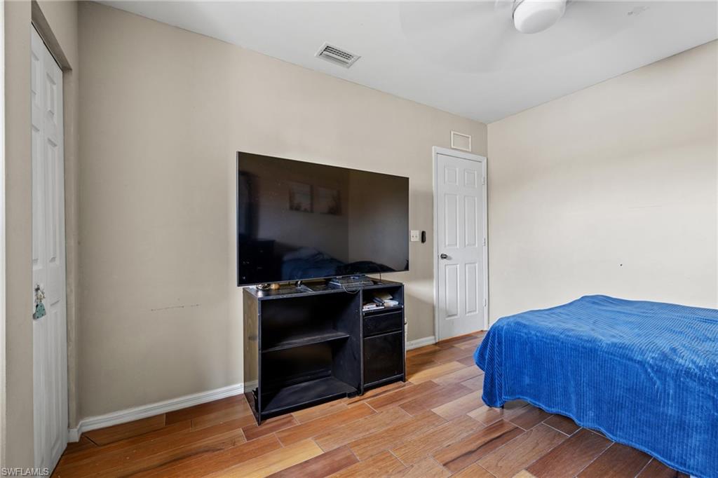 CATALINA ISLES - Residential