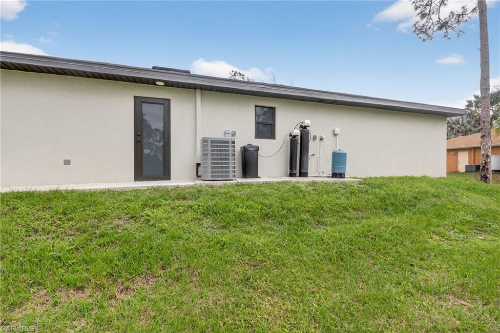 LEHIGH ACRES - Residential