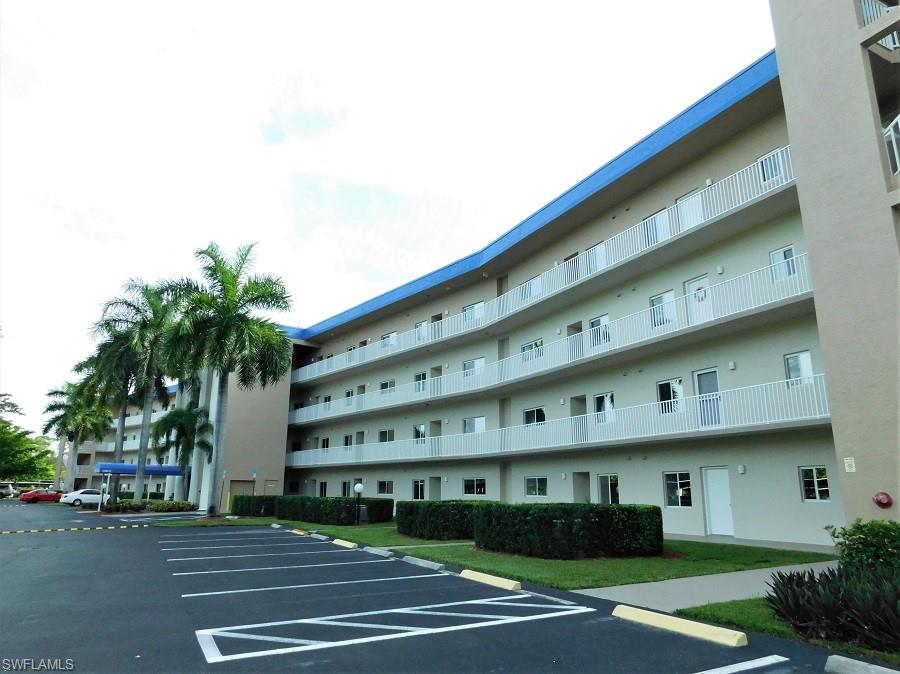 THE PARK AT LAKEWOOD - Residential