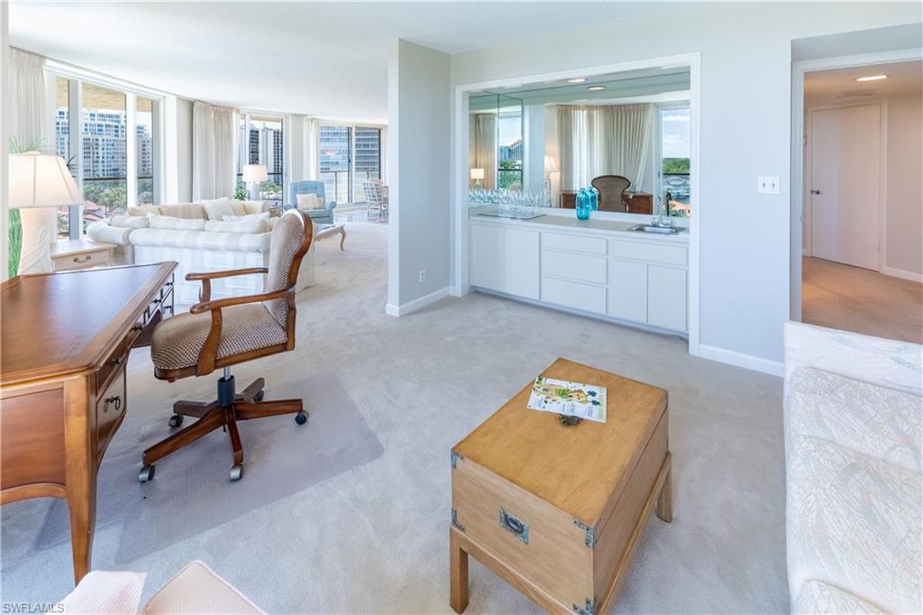 MERIDIAN CLUB - Residential Lease