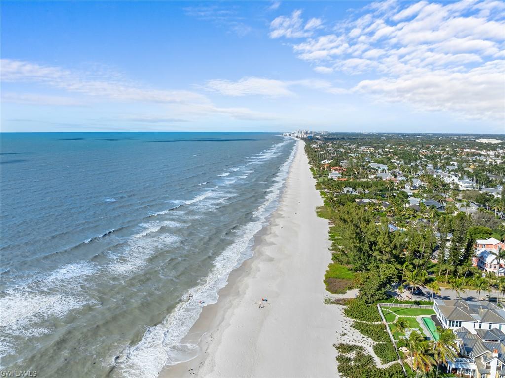 AQUALANE SHORES - Residential