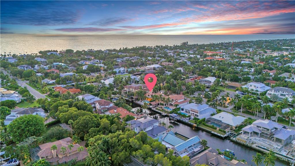 AQUALANE SHORES - Residential