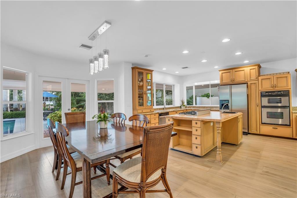 AQUALANE SHORES - Residential