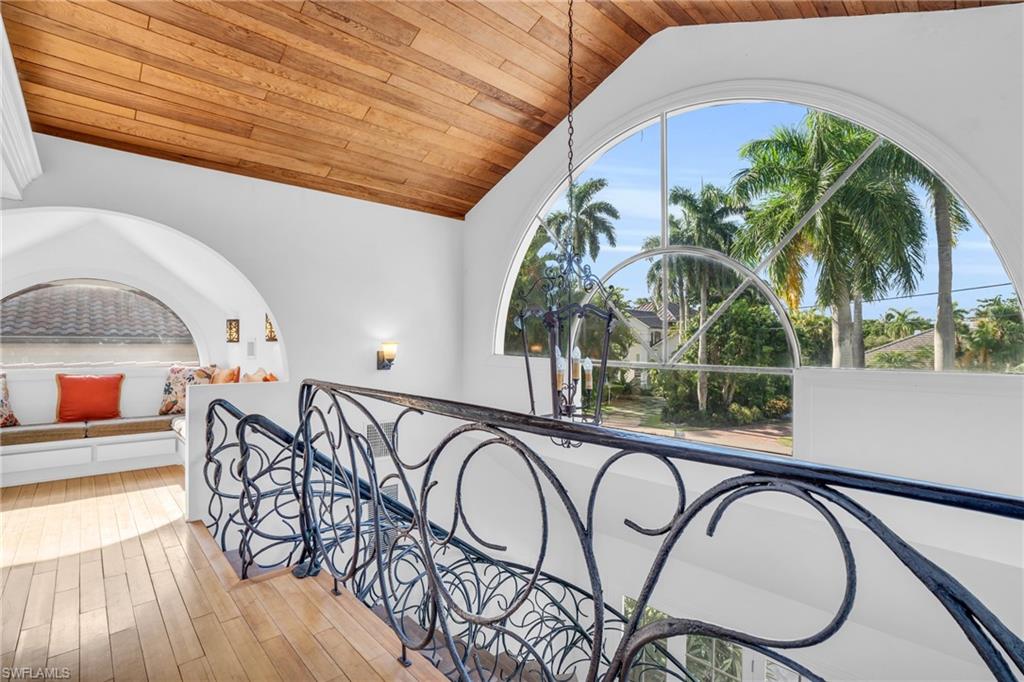 AQUALANE SHORES - Residential