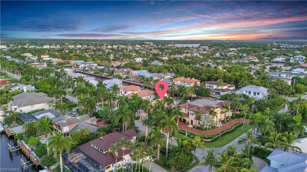 AQUALANE SHORES - Residential