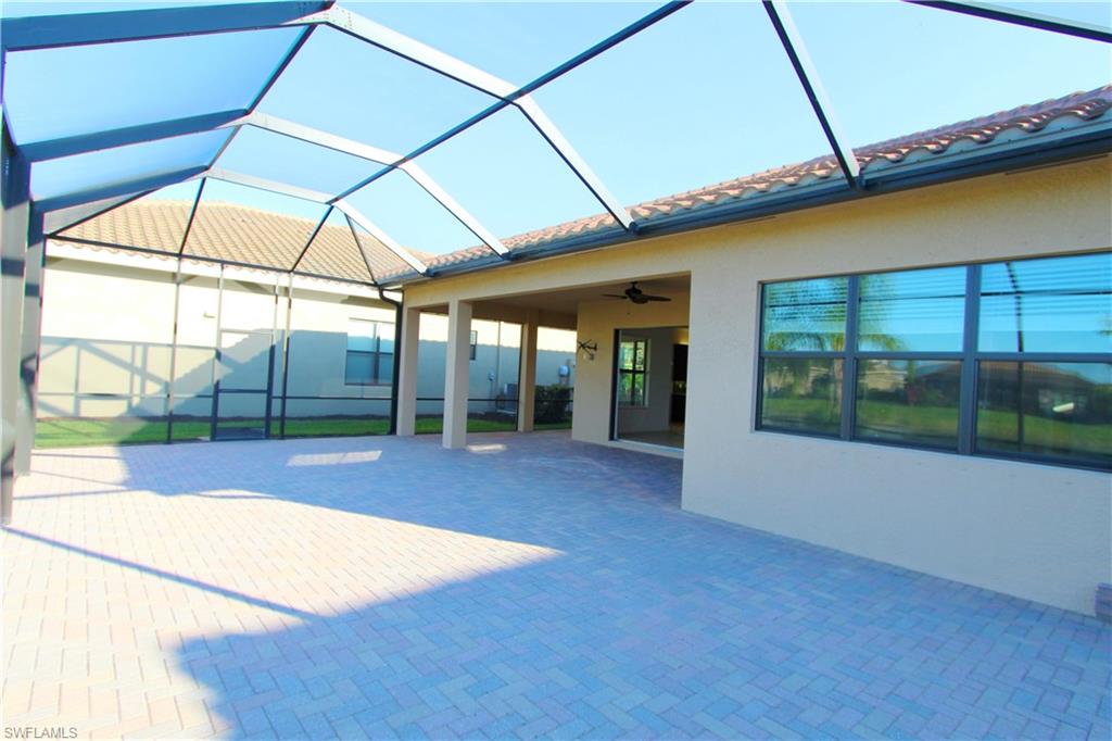 MARINA BAY - Residential