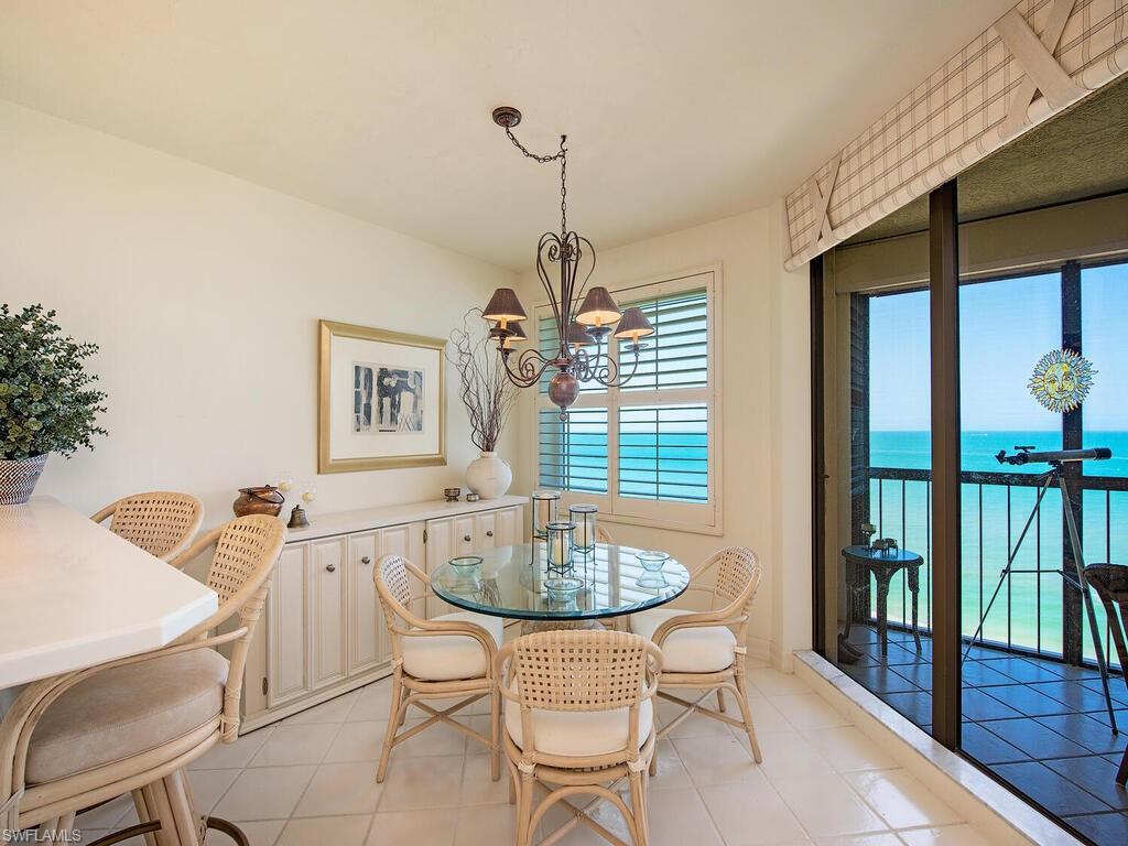 CARLYSLE AT BAY COLONY - Residential