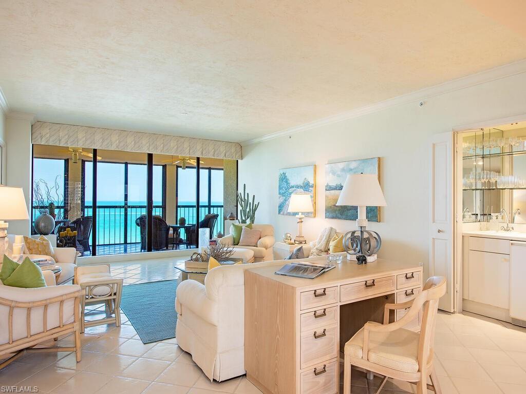 CARLYSLE AT BAY COLONY - Residential