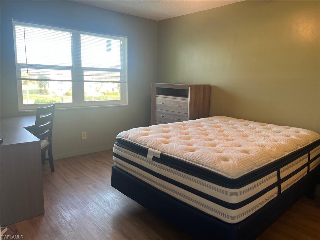 SEVEN LAKES - Residential