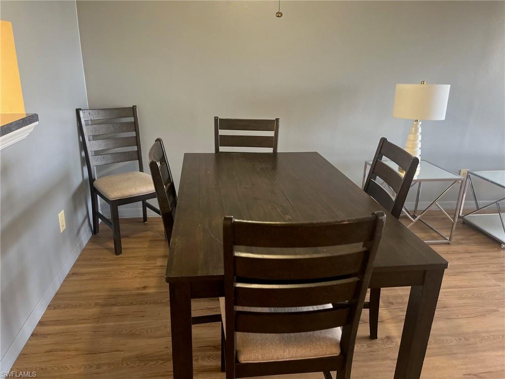 SEVEN LAKES - Residential