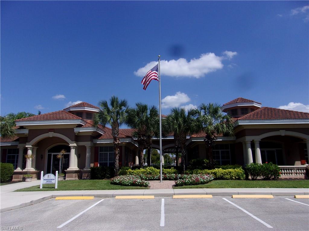 BELL TOWER PARK - Residential