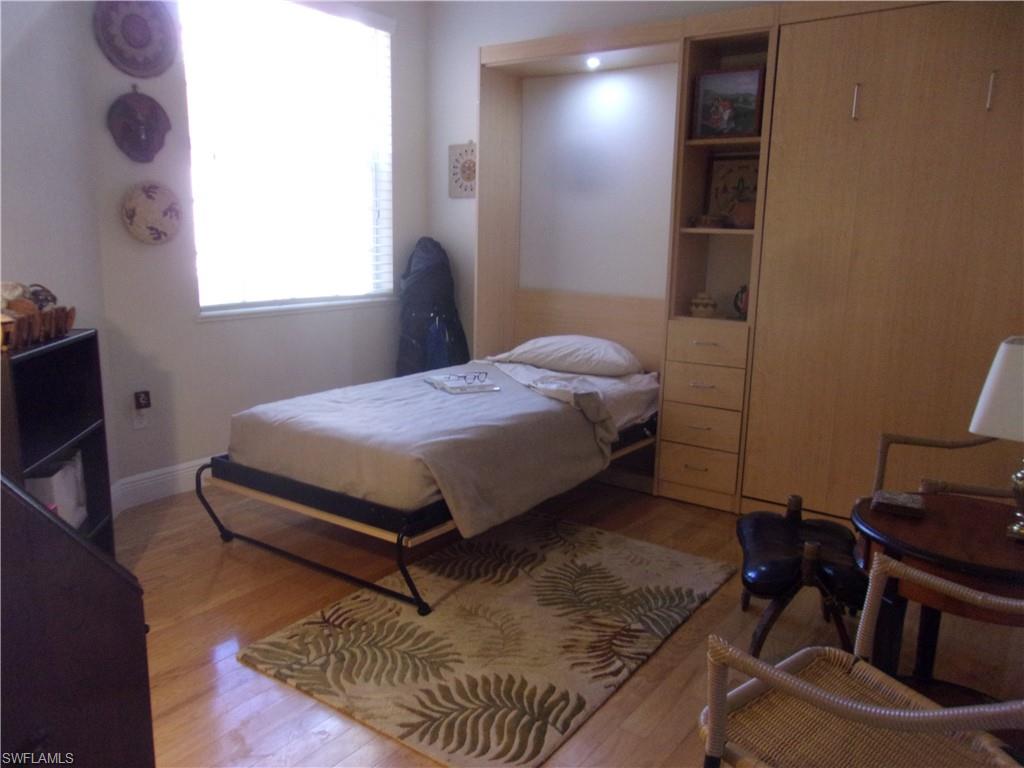 BELL TOWER PARK - Residential