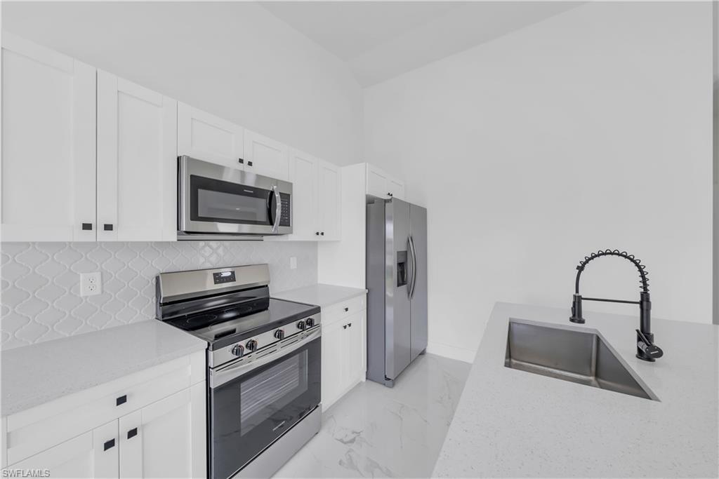 LEHIGH ACRES - Residential Income