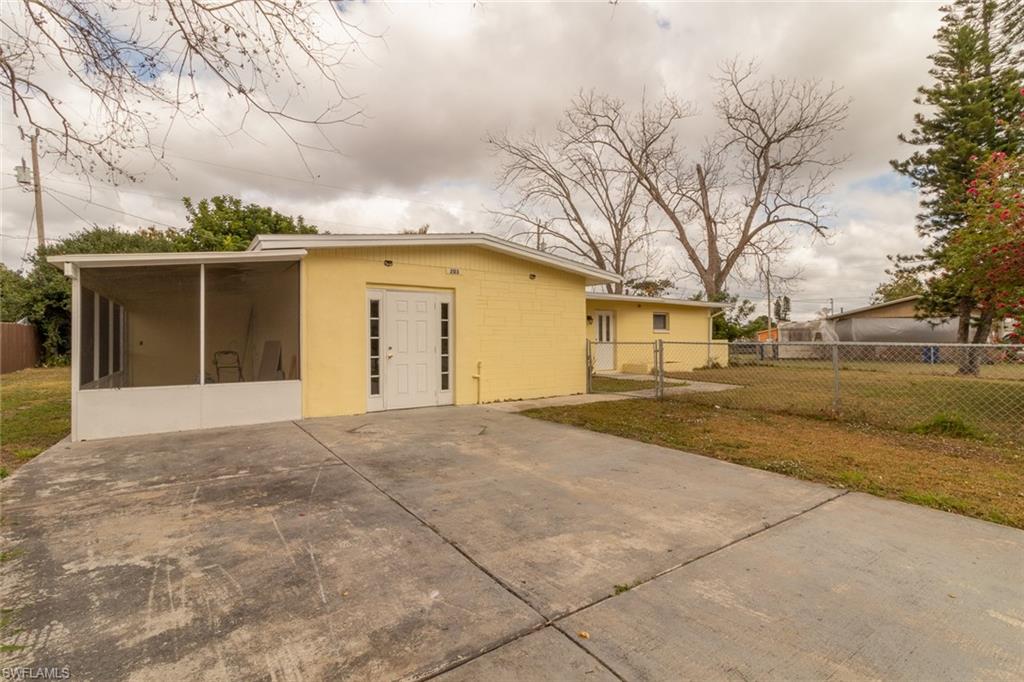 LEHIGH ACRES - Residential