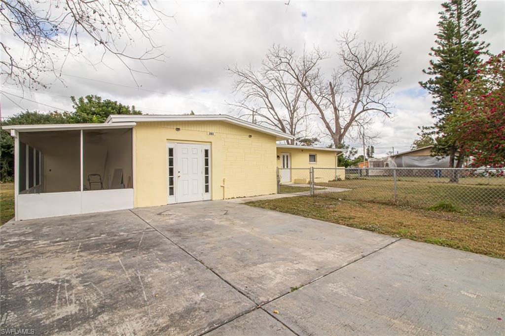 LEHIGH ACRES - Residential