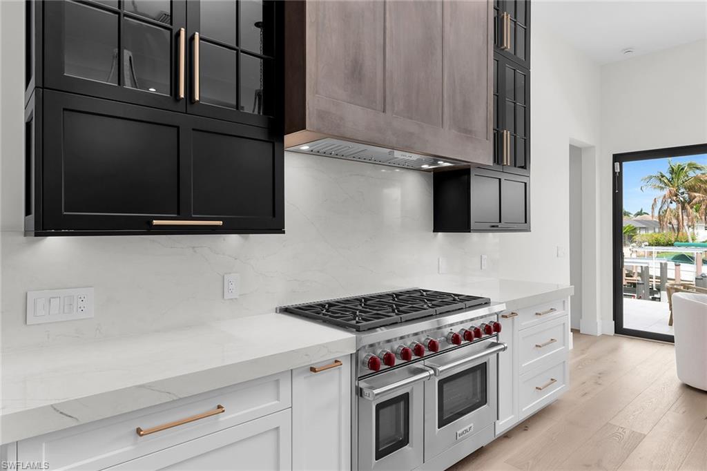 MARCO ISLAND - Residential