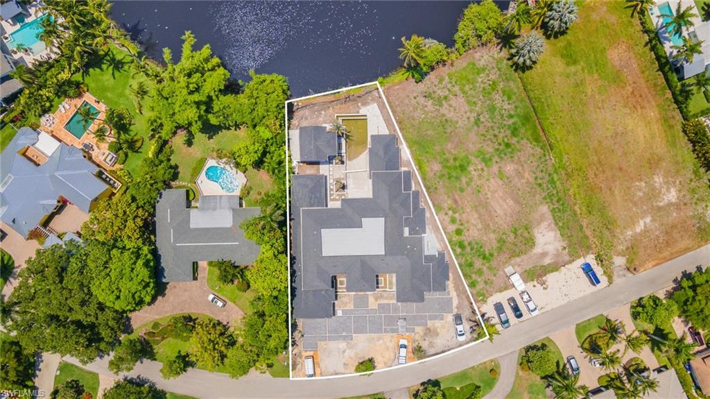 OLDE NAPLES - Residential