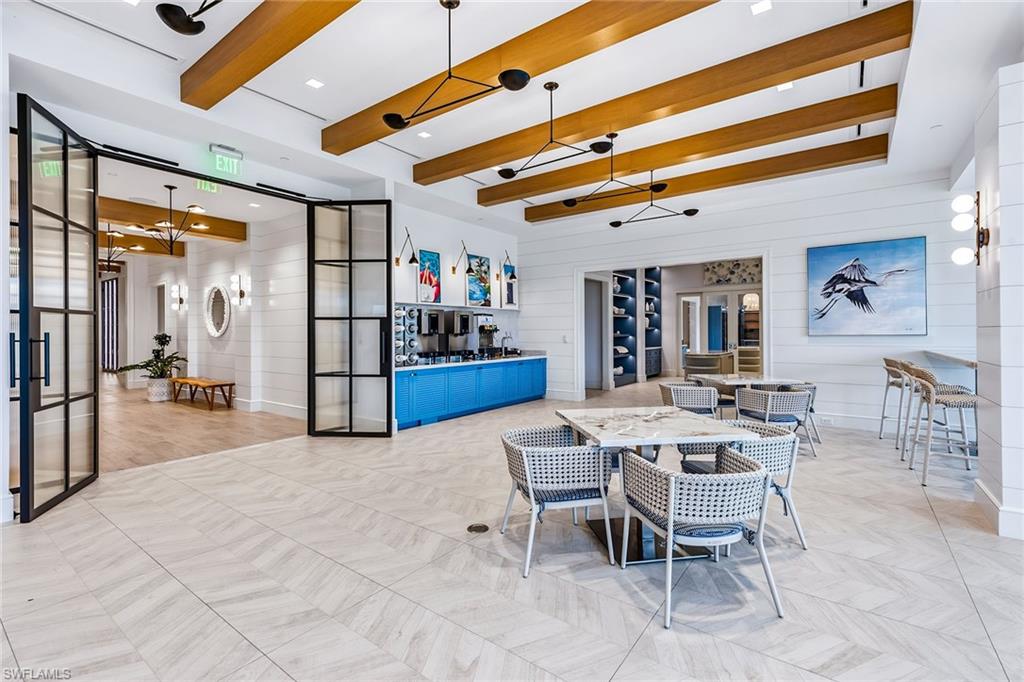 HIDEAWAY BEACH - Residential