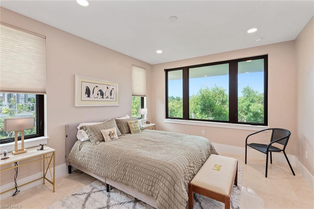 HIDEAWAY BEACH - Residential