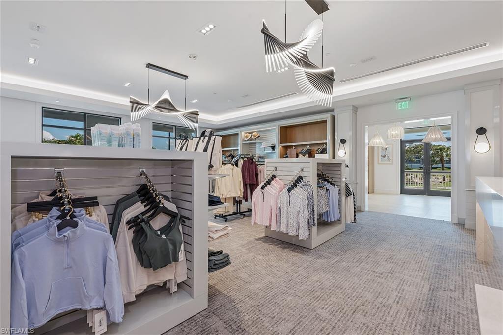 HIDEAWAY BEACH - Residential