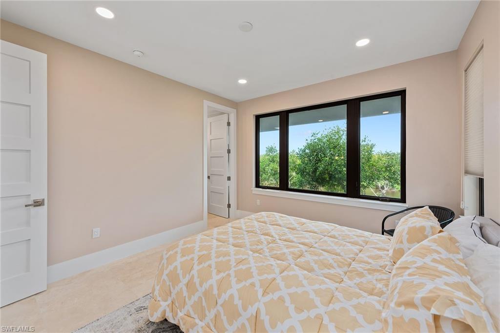 HIDEAWAY BEACH - Residential