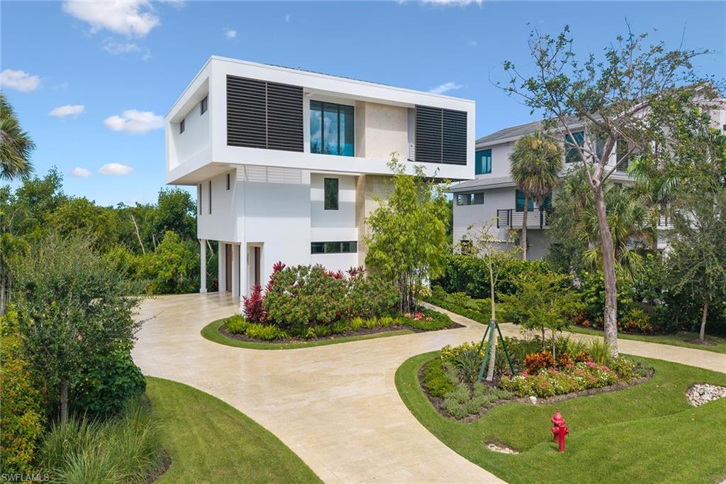 HIDEAWAY BEACH - Residential