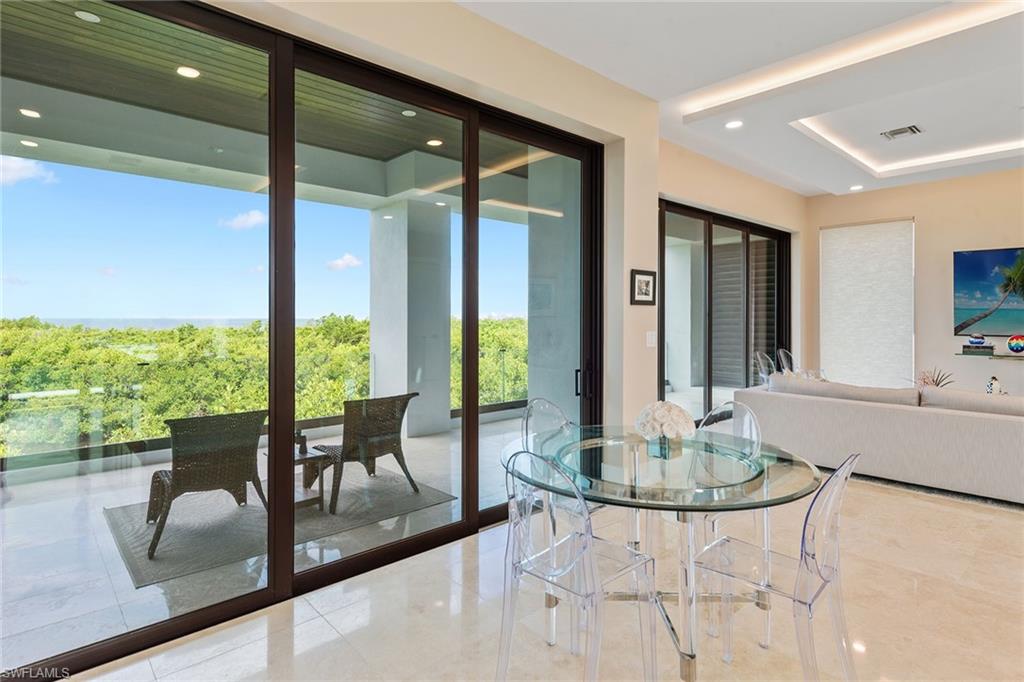 HIDEAWAY BEACH - Residential