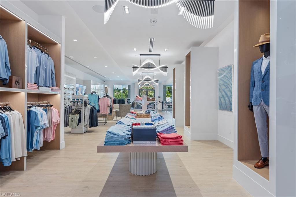 HIDEAWAY BEACH - Residential