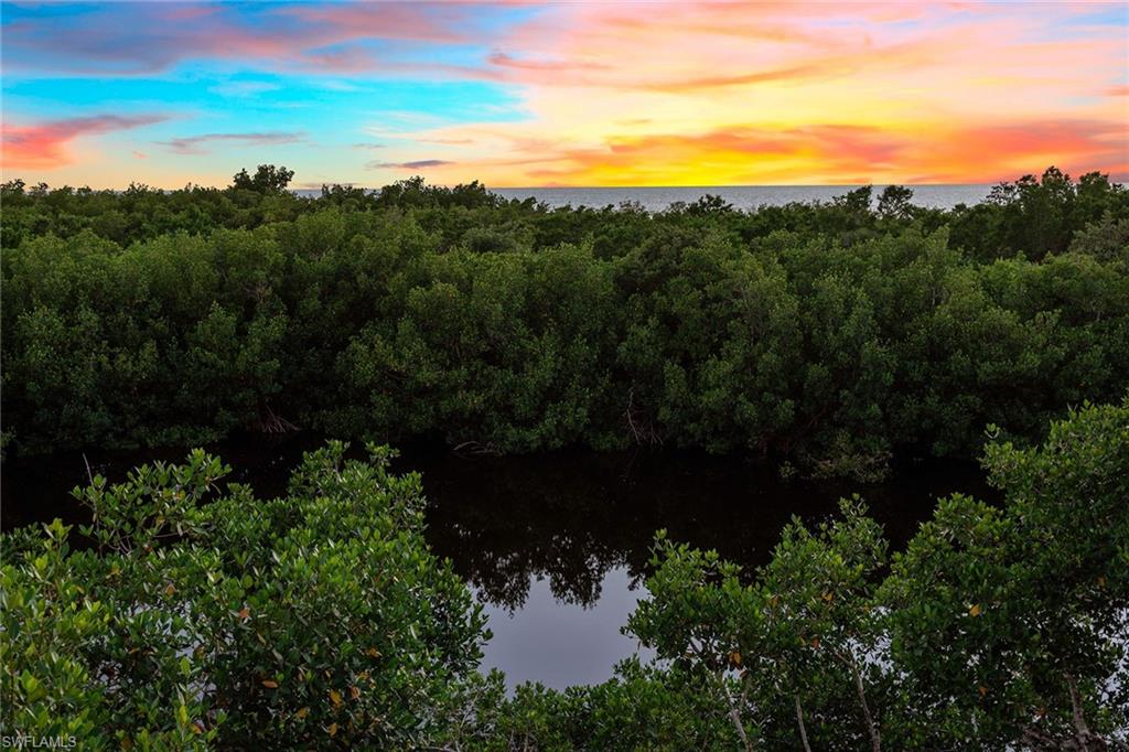 HIDEAWAY BEACH - Residential