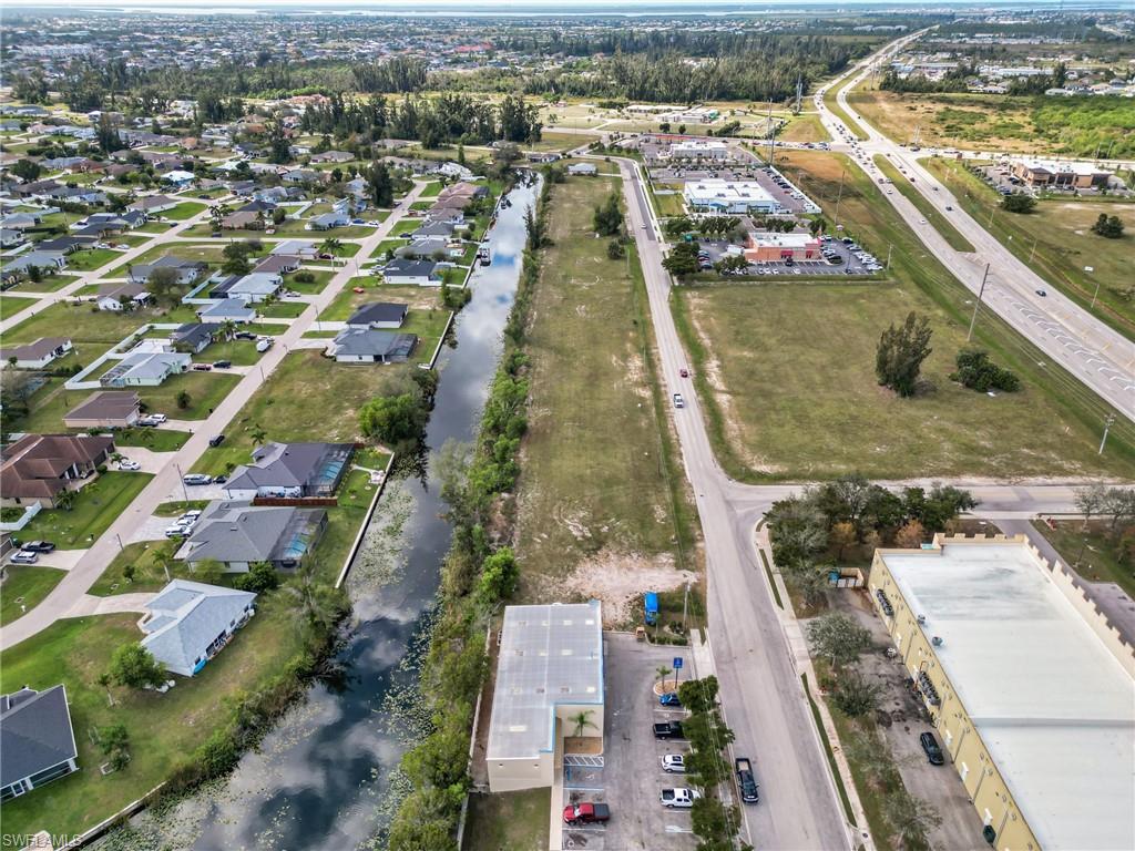 CAPE CORAL - Commercial Sale