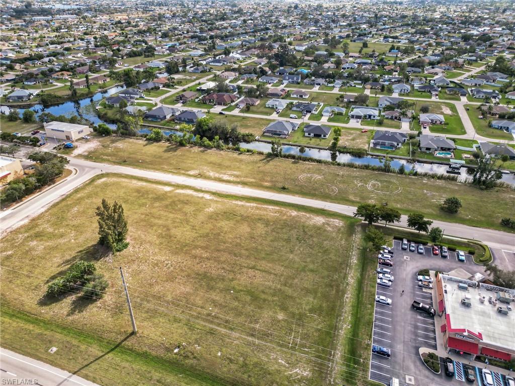 CAPE CORAL - Commercial Sale