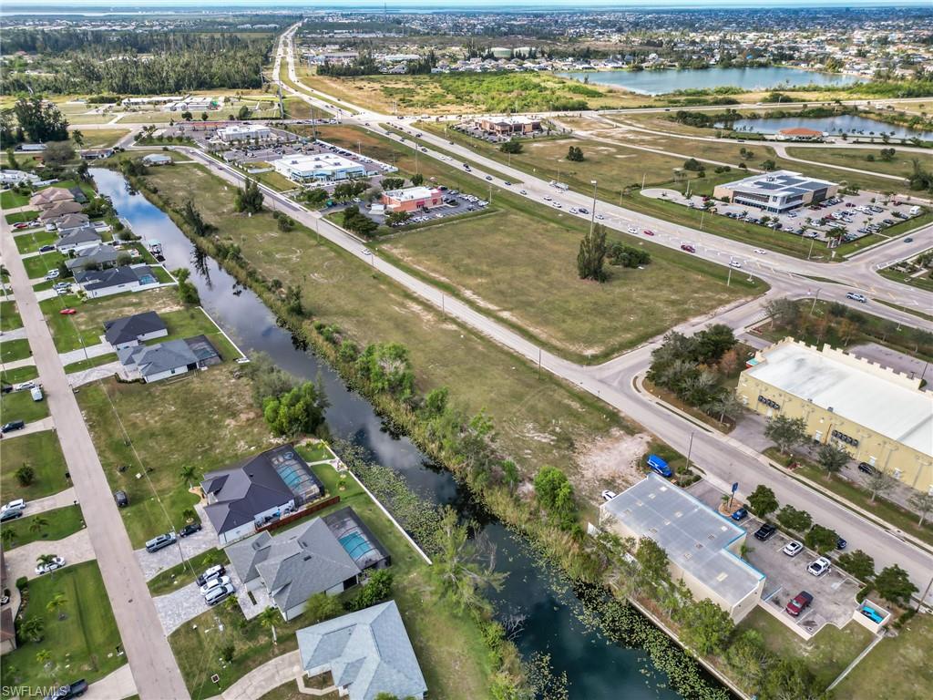 CAPE CORAL - Commercial Sale
