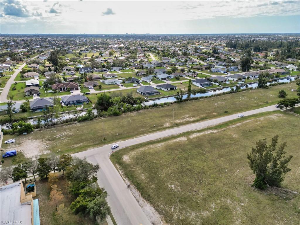 CAPE CORAL - Commercial Sale