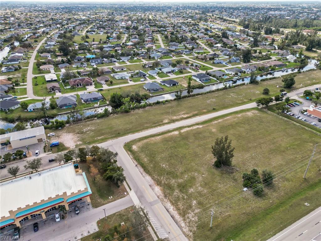 CAPE CORAL - Commercial Sale