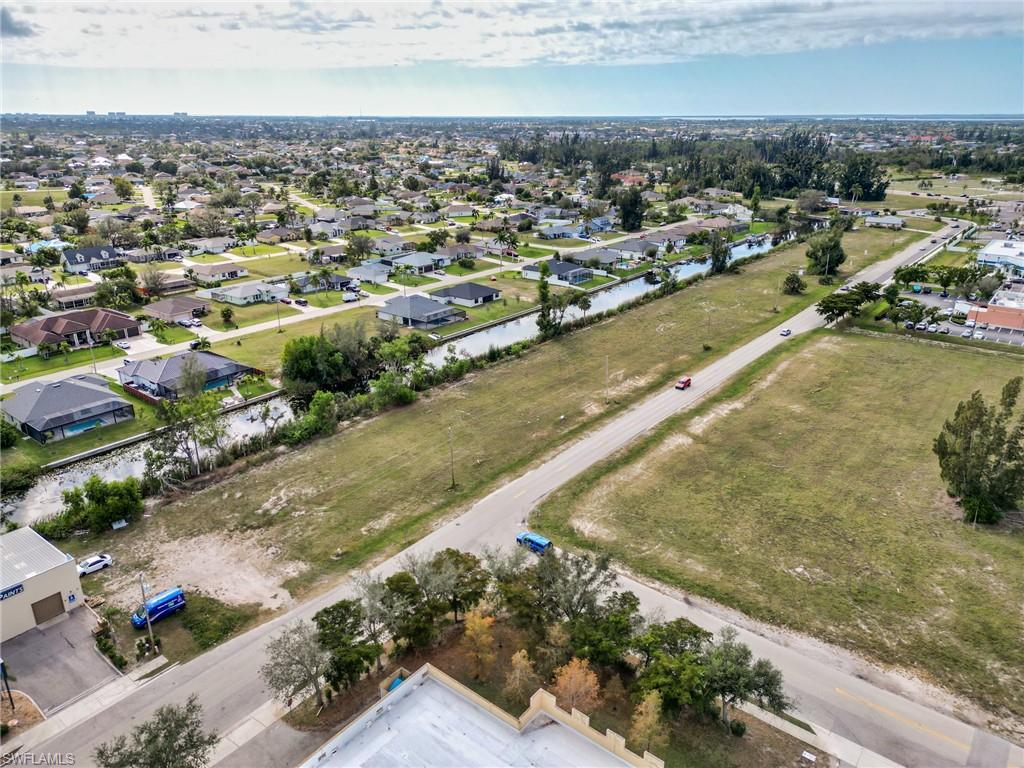 CAPE CORAL - Commercial Sale