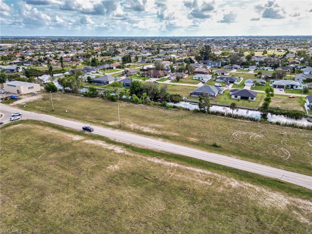 CAPE CORAL - Commercial Sale