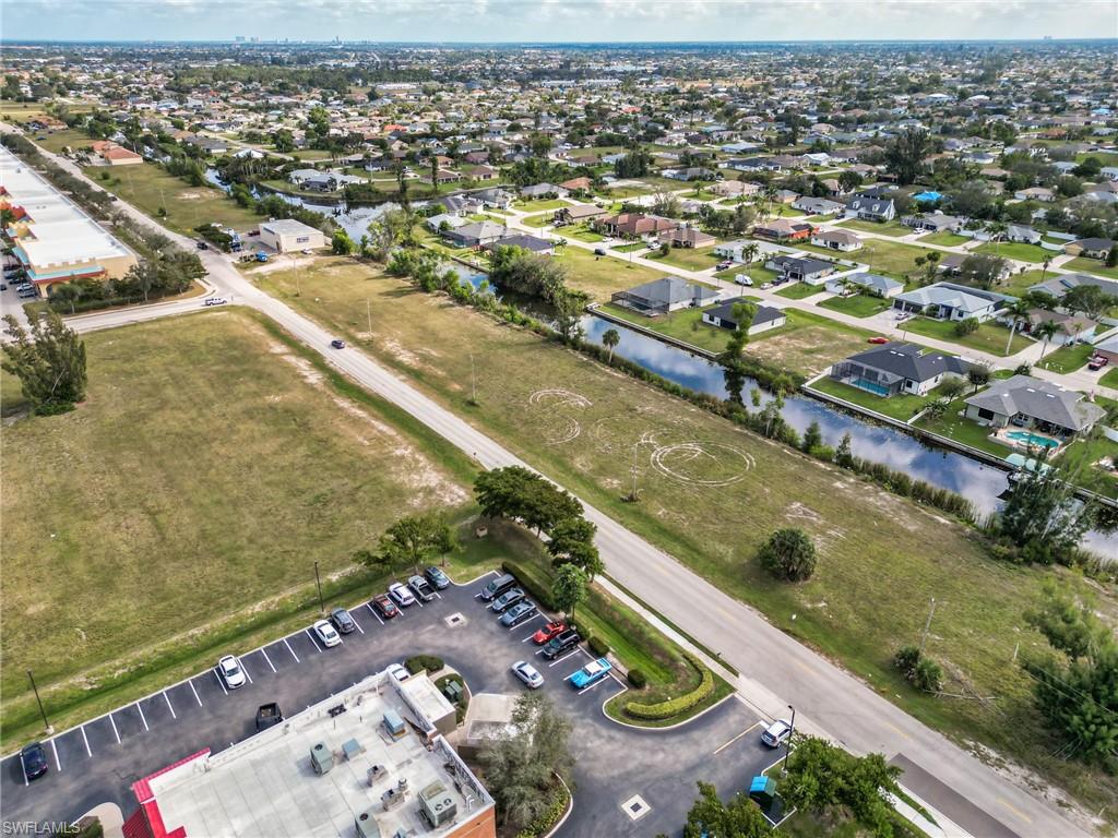 CAPE CORAL - Commercial Sale