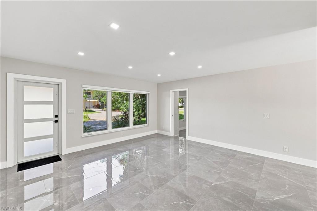 47 River CT