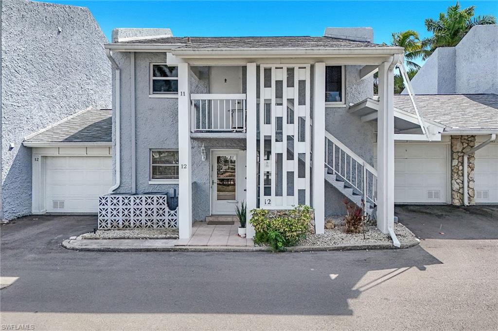 FOUR FOUNTAINS - Residential