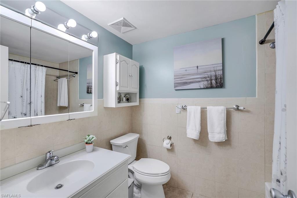 FOUR FOUNTAINS - Residential