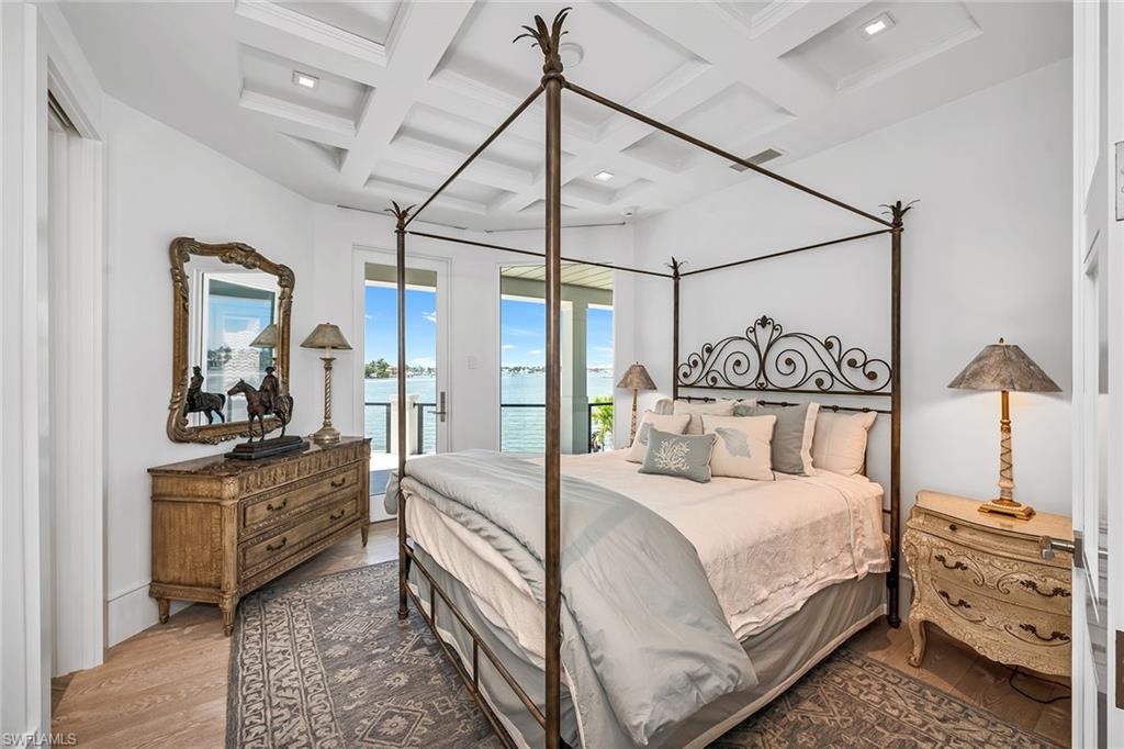 ROYAL HARBOR - Residential