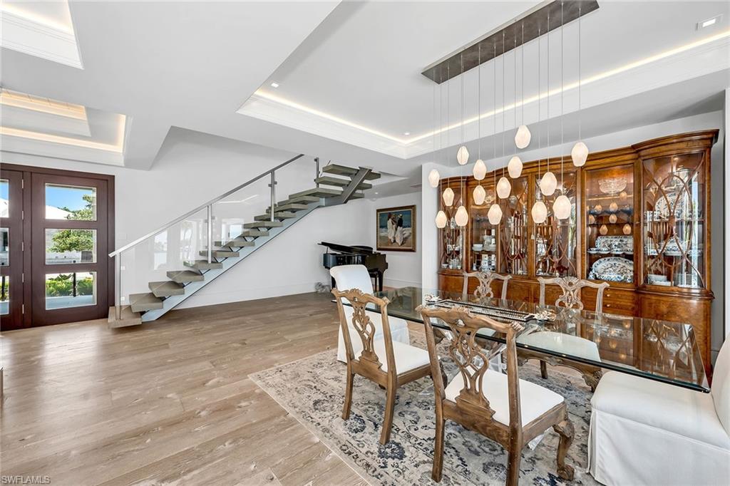 ROYAL HARBOR - Residential