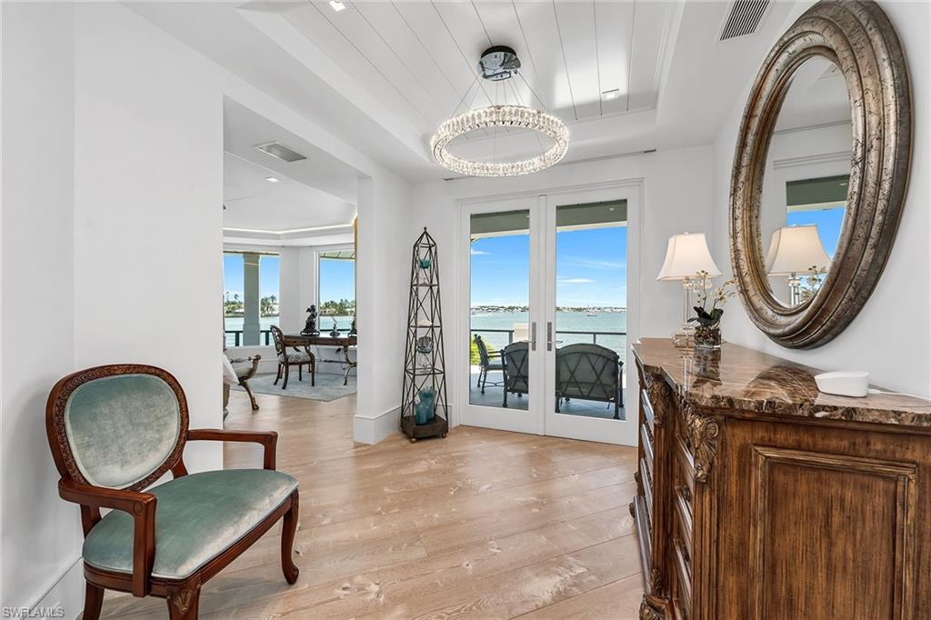 ROYAL HARBOR - Residential