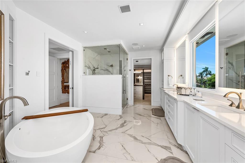 ROYAL HARBOR - Residential