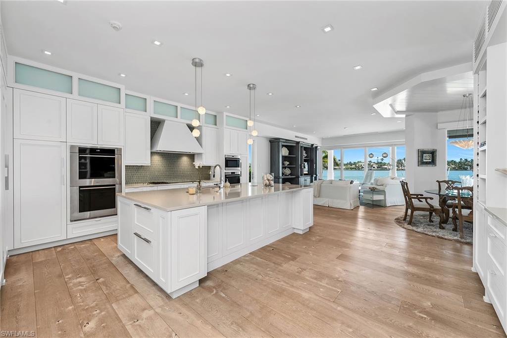 ROYAL HARBOR - Residential