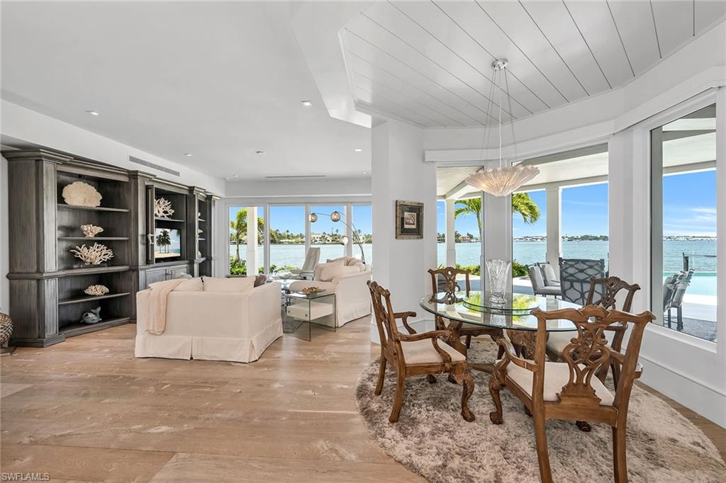 ROYAL HARBOR - Residential