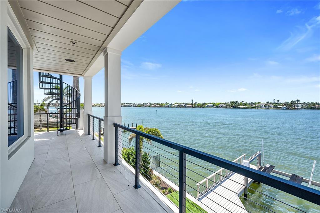 ROYAL HARBOR - Residential