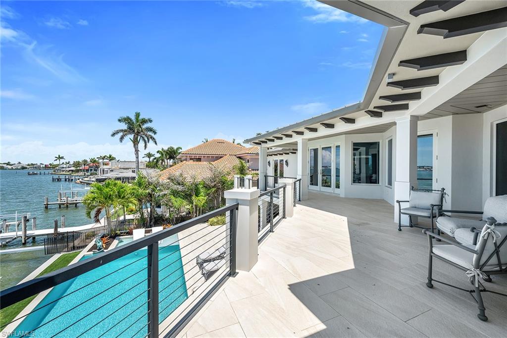 ROYAL HARBOR - Residential