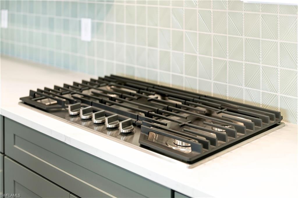 WATERVIEW LANDING - Residential